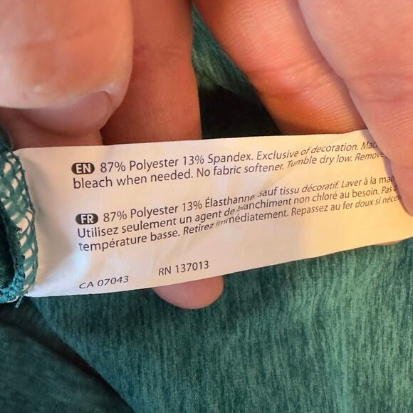 NWT Zobha Sunny Top In Heather Fanfare Size M Teal Square Neck Thumbholes Fitted - Picture 8 of 8